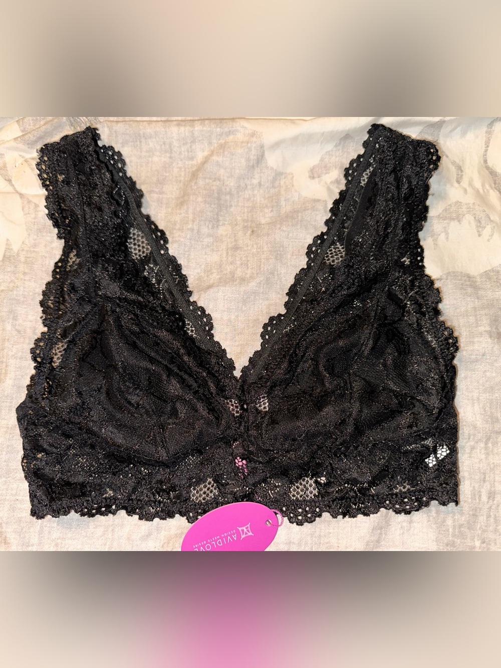 NWT Black Lace Bralette with Delicate Trim - Women Intimates size small